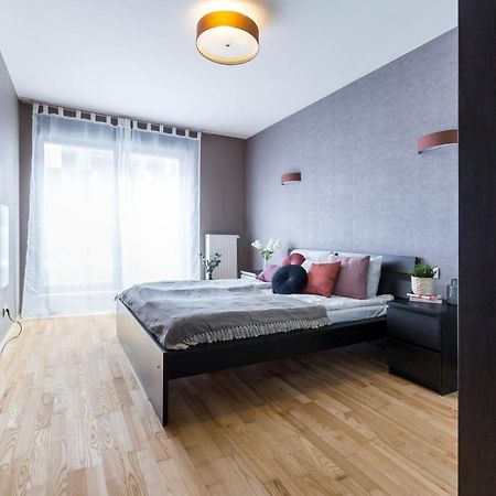 Friendhouse Apartments Angel City 克拉科夫 外观 照片