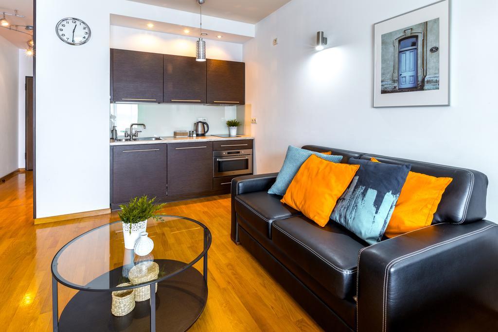 Friendhouse Apartments Angel City 克拉科夫 外观 照片