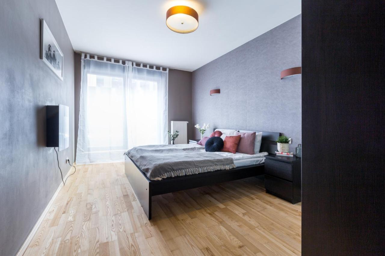 Friendhouse Apartments Angel City 克拉科夫 外观 照片
